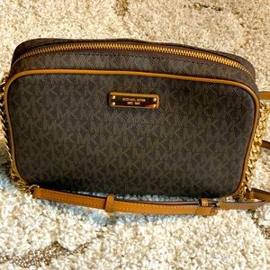 Michael Kors crossbody bag
